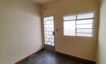 Imagem 5: Aluga Excelente barracão com 2 quartos com terceiro reversível