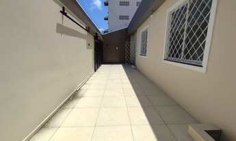 Imagem 2: Casa para venda possui 190 metros quadrados com 3 quartos em Amadeu Furtado - Fortaleza