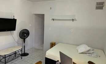 Imagem 2: Kitnet mobiliado em vila familiar no bairro Dias Macêdo