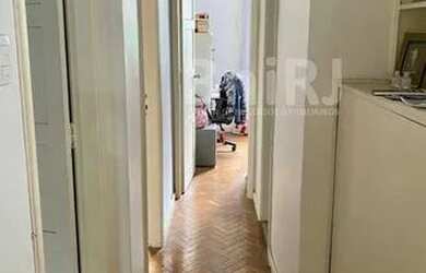 Imagem 4: Gomes Carneiro vende charmoso Conde de Irajá