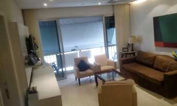 Imagem 2: Apartamento para venda possui 70 metros quadrados com 2 quartos em Laranjeiras - Rio de Ja