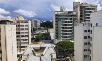 Imagem 4: Stúdio, com vaga de garagem, no centro de Juiz de Fora