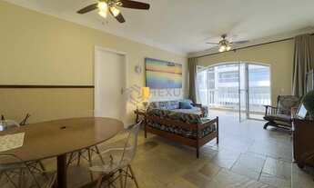 Imagem 3: Apartamento com varanda e vista mar na quadra mar da Praia das Pitangueiras, Guarujá-SP