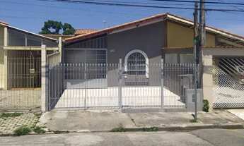 Imagem 2: Alugo casa com edícula no jd Ismênia