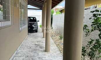 Imagem 7: Casa mobiliada com piscina no Córrego Grande