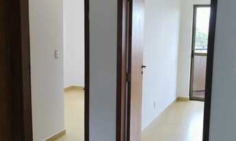 Imagem 4: Alugo apartamento de 2 quartos com sacada no bairro Coqueiral