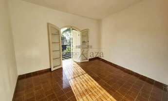 Imagem 7: Oportunidade - Casa Sobrado - Jardim Oriente - 4 Dormitórios - 200m²