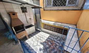 Imagem 3: Casa com piscina e churrasqueira. Terração e quintal coberto. Duque de Caxias