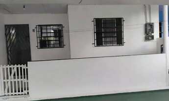 Imagem: Casa no Monte Sinai, no Manoa com 3 Quartos!!