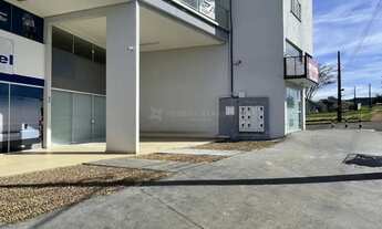 Imagem 2: Sobreloja Residencial com 3 Dormitórios e Sala com Sacada!