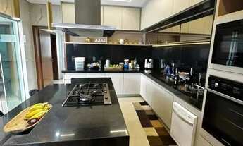 Imagem 7: Casa para Aluguel / Locação mobiliada 4 suítes no Condomínio do Lago em Goiânia