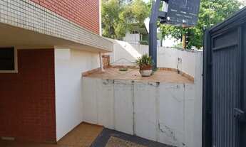 Imagem 7: Casa comercial de esquina à venda - Centro