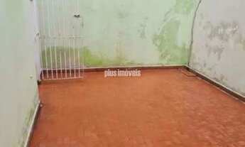 Imagem 6: Casa grande, rua privilegiada,150m² util com área verde