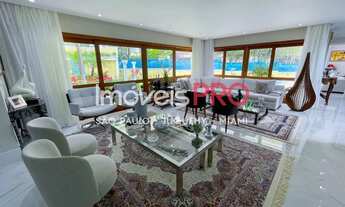 Imagem 3: Casa reformada em condomínio com piscina aquecida e área gourmet!