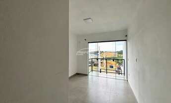 Imagem 3: Com aprox 85m², o imovel possui 02 amplos dormitórios, sala de estar e jantar conjugadas