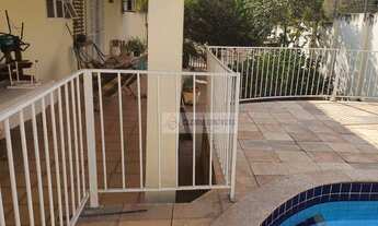 Imagem 2: Casa Terrea com 2 terrenos Jardim Itália, Rua Fechada