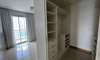 Imagem 2: Condomínio Atmosphere, alugo lindo apto com 286m2, 4 suítes, 4 vagas, Modulados e Ar