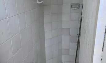 Imagem 4: Alugo apartamento 2 quartos e garagem 1.300,00 Porto da madeira