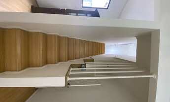 Imagem: Cobertura duplex com vista para a floresta