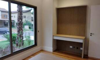 Imagem 4: Casa de condomínio sobrado para venda possui 716 metros quadrados com 5 quartos