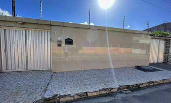 Imagem: S- CASA TÉRREA, ESPAÇOSA E PRÓX. A COMÉRCIO