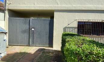 Imagem 2: Paralela Avenida Santos Dumont, próximo Aeroporto, com 03 quartos