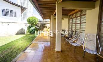 Imagem 4: Casa de vila sobrado para venda tem 292 metros quadrados com 4 quartos