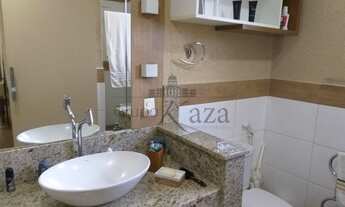 Imagem 2: Casa de condomínio sobrado para venda tem 540 metros quadrados com 6 quartos