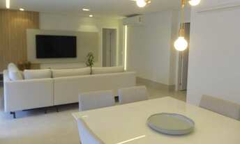 Imagem 7: Apartamento para venda tem 212 metros quadrados com 4 quartos em Aclimação - São Paulo - S