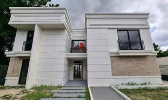 Imagem 6: Mansão duplex com 4 suítes, elevador, piscina ampla com cascata.Agende sua visita!