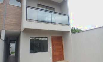 Imagem 2: Sobrado para venda possui 100 metros quadrados com 3 quartos em Morada da Montanha - Resen