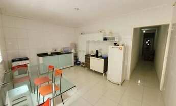 Imagem 5: A casa possui 2 quartos e 2 banheiros, sala, cozinha e quintal. Fica no Centená