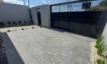 Imagem 5: Casa para venda tem 192 metros quadrados com 3 quartos