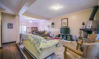 Imagem 3: Vendo Excelente casa 3 quartos suíte 4 garagens com 245m² privativos no Bairro Nonoai !!!