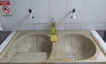 Imagem 2: ALUGUEL CASA Casa com 1 dormitório