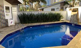 Imagem 6: Casa de condomínio sobrado para venda tem 306 metros quadrados com 4 quartos