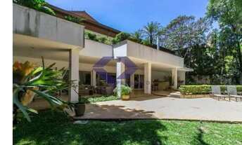 Imagem 2: SOBRADO EM COND FECHADO COM 1160M² 4 SUÍTES 5 VAGAS