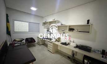 Imagem 3: Excelente casa, estilo sobrado, disponível para locação no condomínio Jardins Barcelona