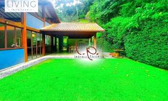 Imagem 5: Belíssima Casa de Alto Padrão, com 3 Suítes, Localizada em um dos Melhores Condomínios de