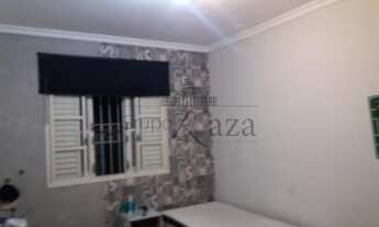 Imagem 3: Casa / Padrão - 3 Dormitórios - Bosque dos Eucaliptos - Venda - Residencial