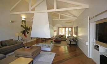 Imagem 6: Casa térrea em rua fechada