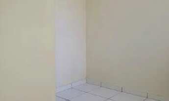 Imagem 3: Quarto com banheiro, semi-mobiliado, no centro, livre de custos por $ 720,00