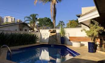 Imagem 4: Casa de condomínio sobrado para venda tem 306 metros quadrados com 4 quartos