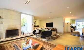 Imagem 2: CASA EM CONDOMÍNIO - CHÁCARA MONTE ALEGRE - SP