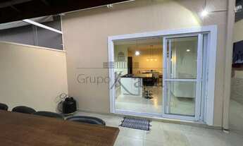 Imagem 4: Casa Sobrado - Bosque dos Ipês - 3 Dormitórios - 206m²