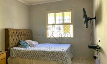 Imagem 5: Casa Térrea - Vista Verde - 300 metros quadrados - 3 Dormitórios - 1 Suíte