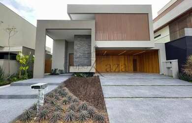 Imagem 2: Casa de Alto Padrão - Residencial Jardim do Golfe - 365m² - 4 Suítes - Piscina