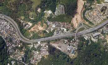 Imagem: Terreno com 159.000 m², próximo da Fernão