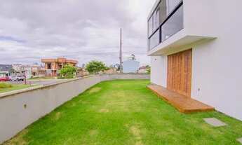 Imagem 3: Casa para venda com 249 metros quadrados com 6 quartos