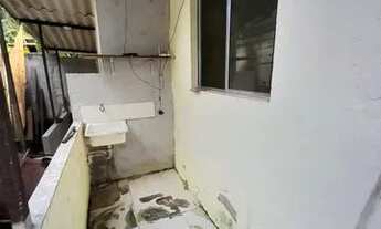 Imagem: 2 qts independente com terreno R$700,00